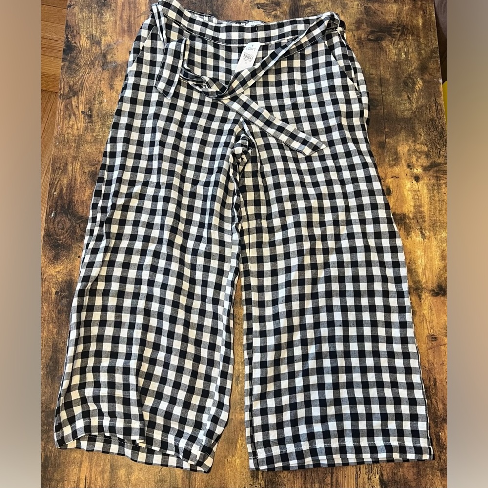 2/$12 🌸 Brand New Ladies Loft Pants - Size Medium